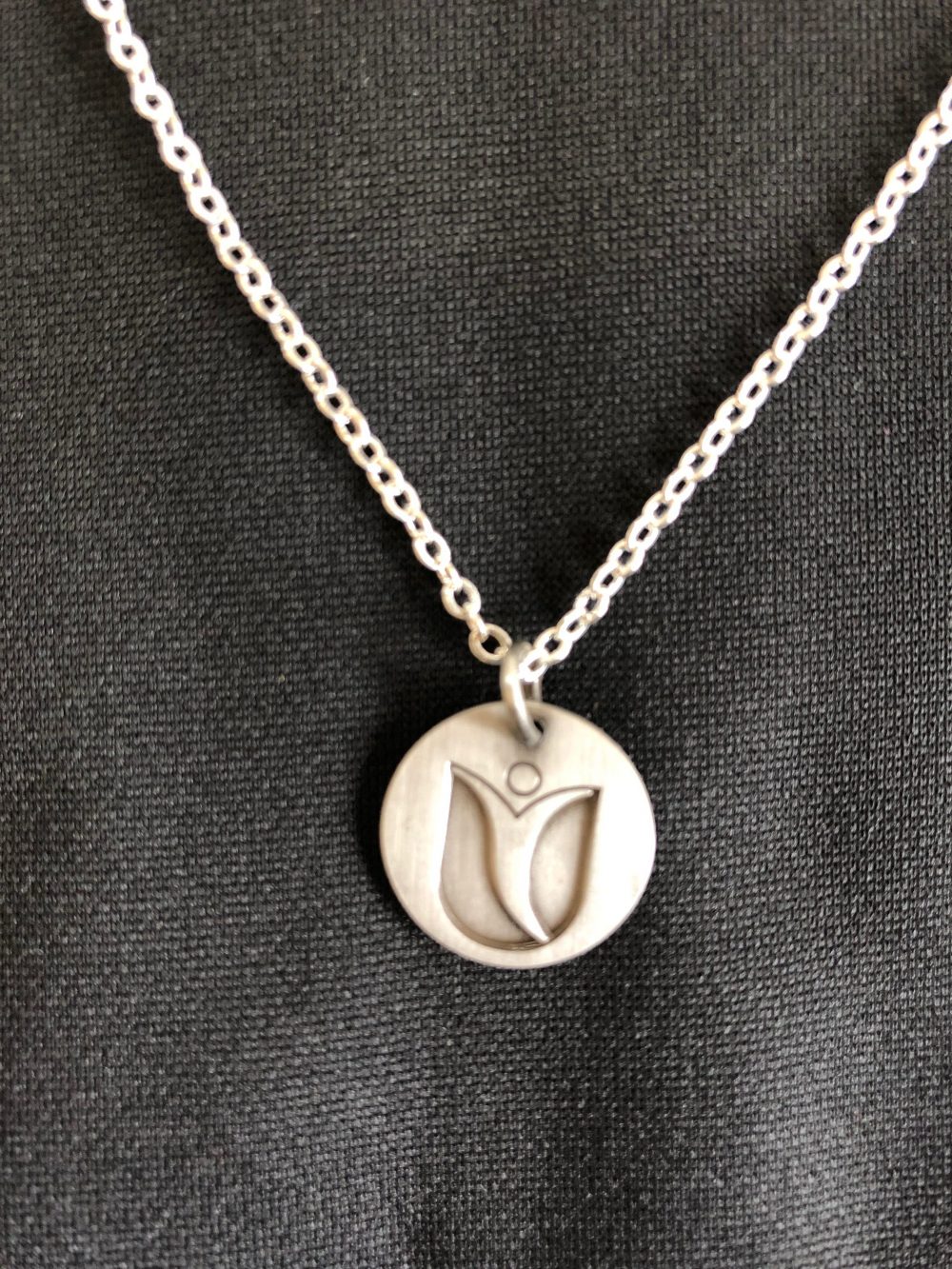 Silver Tanner Tulip necklace